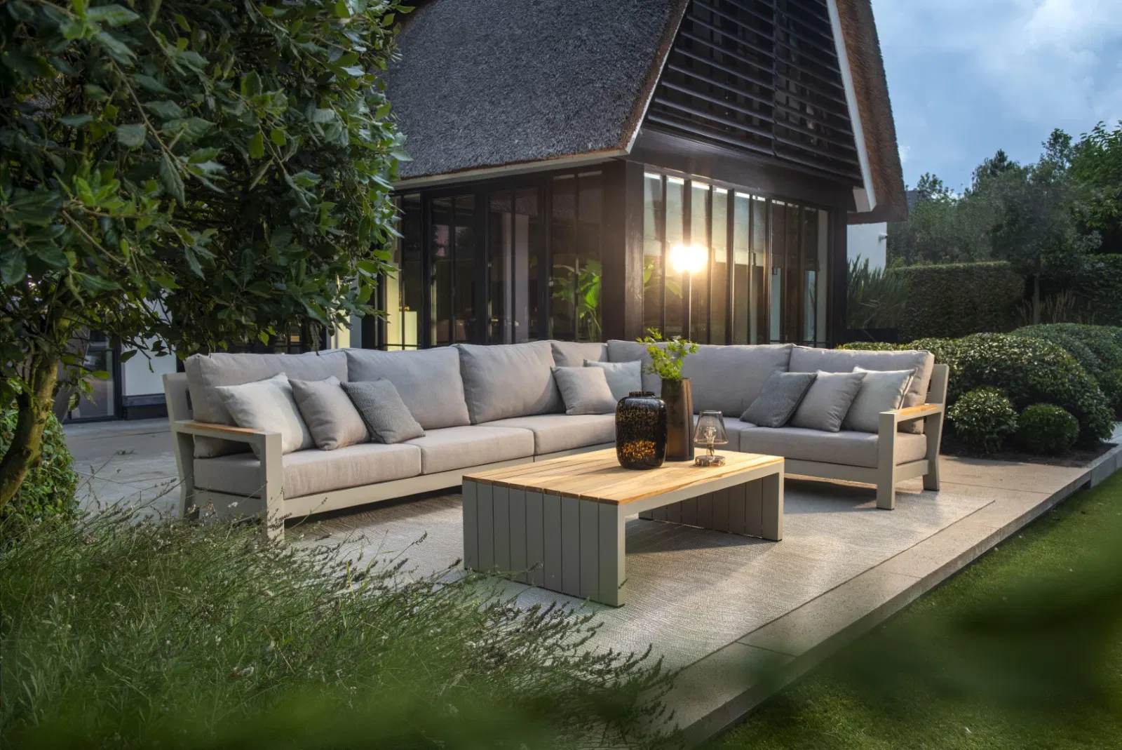 Outdoor Lounge Furniture