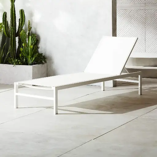 Outdoor Sun Lounger (White)